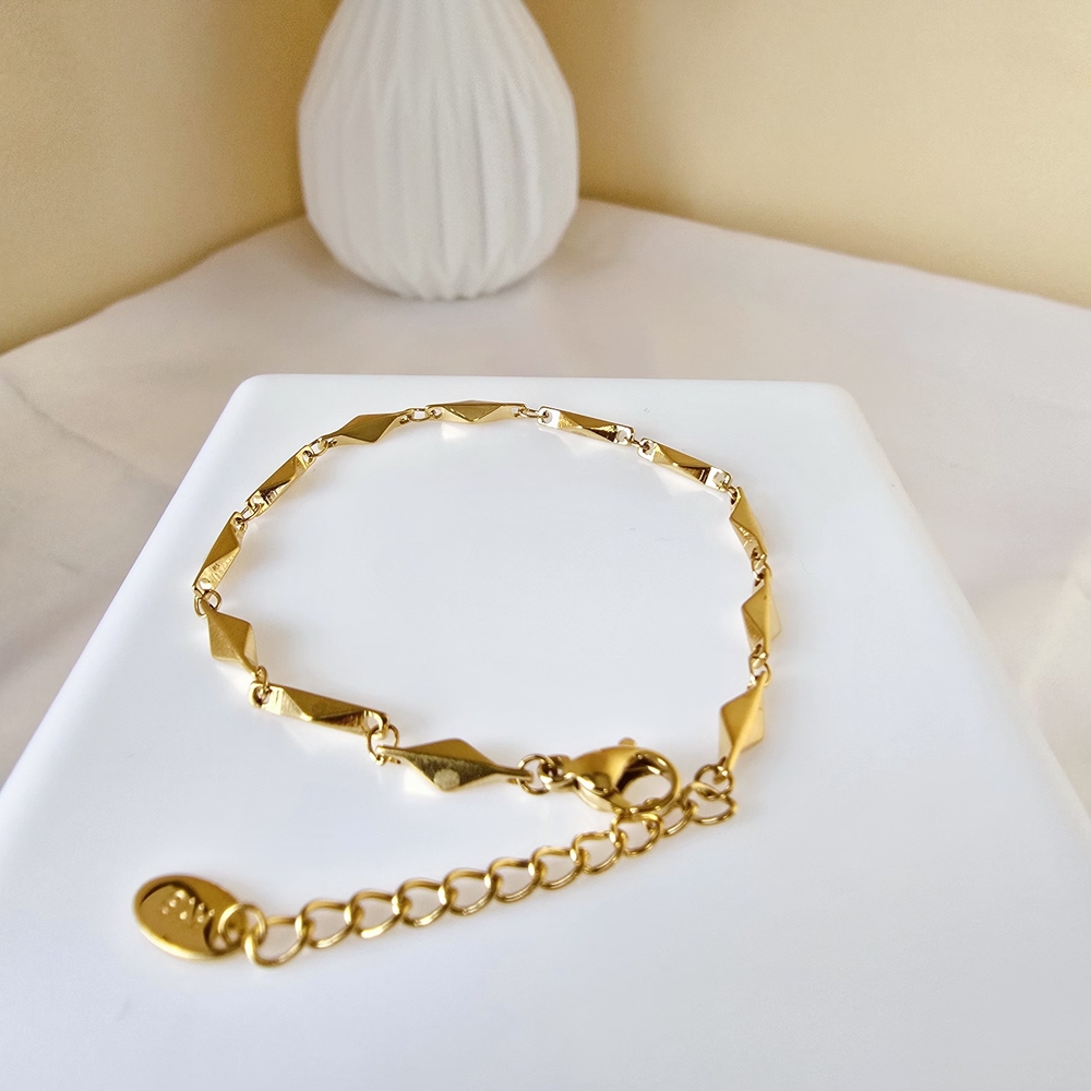 🏷NEW‎ 18K Gold-plated Chic Chain Bracelet